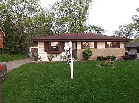 Completed roof replacement Milwaukee